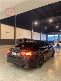 تۆیۆتا کامری